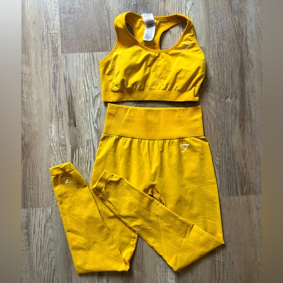 Gymshark Pants - Yellow Gymshark set
